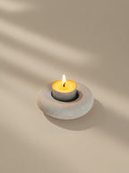 Minimalistický betonový svícen na čajovou svíčku