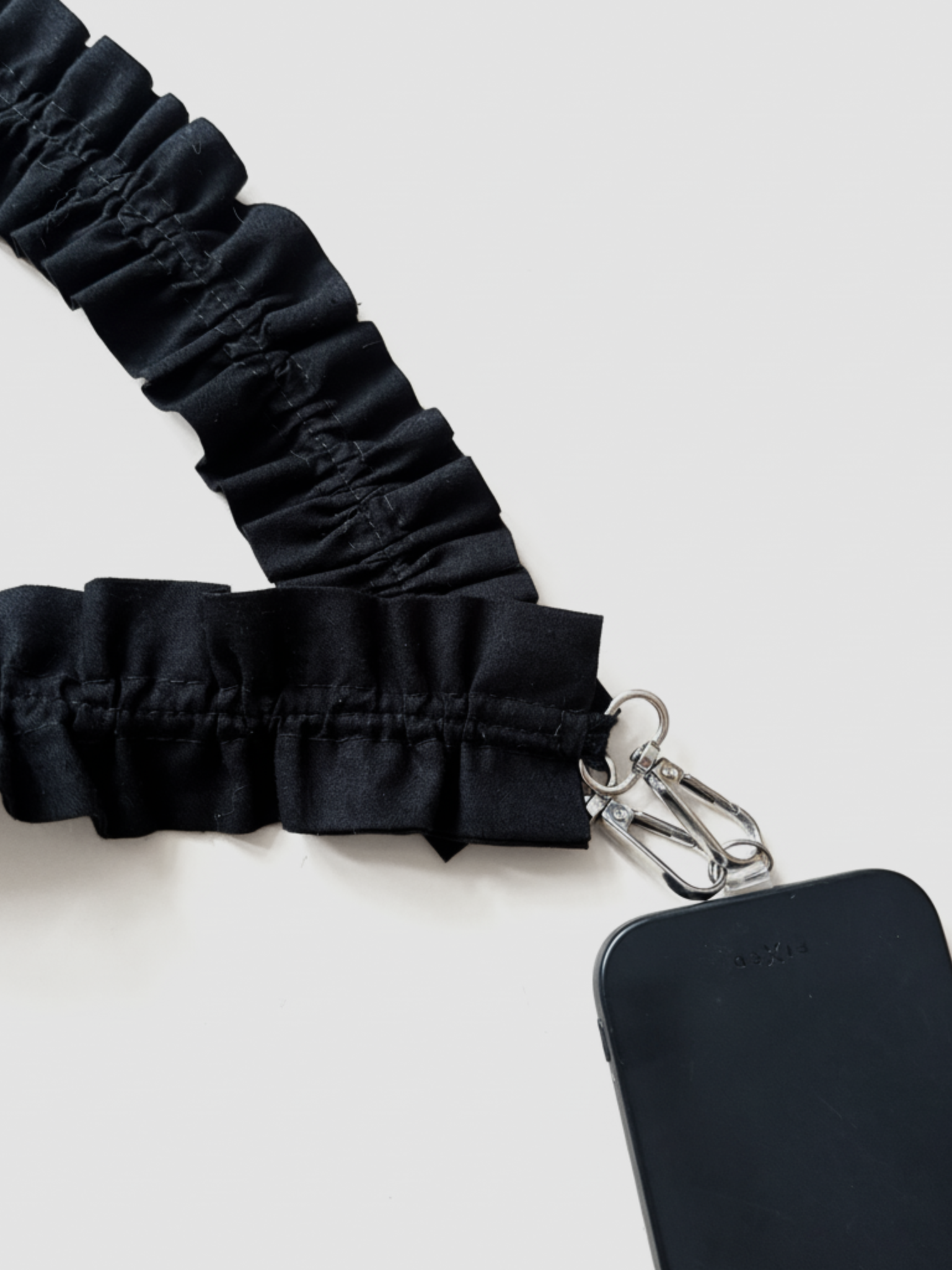 Form Ritual Phone Strap - černá