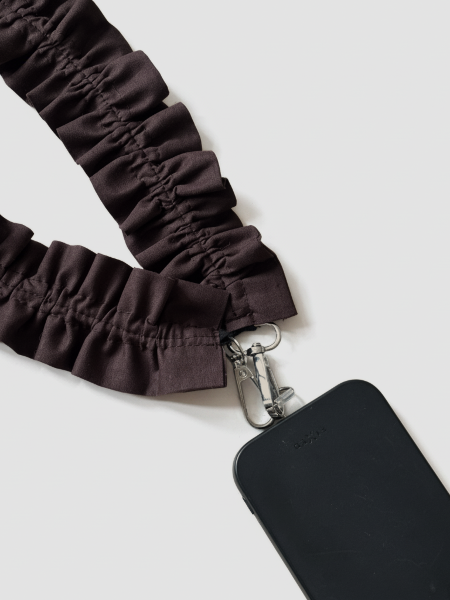 Form Ritual Phone Strap - hnědá